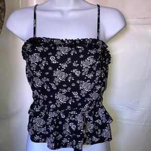 Black & White Floral cropped tank